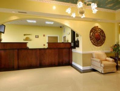 Days Inn & Suites By Wyndham Swainsboro Buitenkant foto